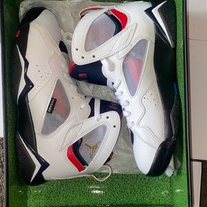 Jordan Athletic Shoes White and Red
